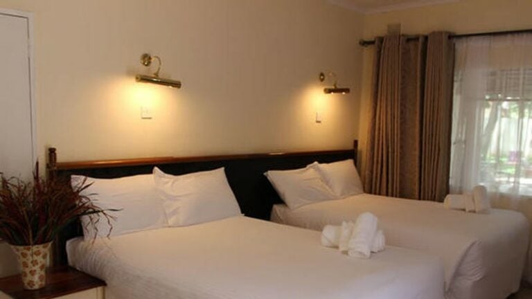 5 Day Budget Pamusha Lodge Tour