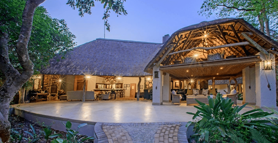 Savanna Game Lodge
