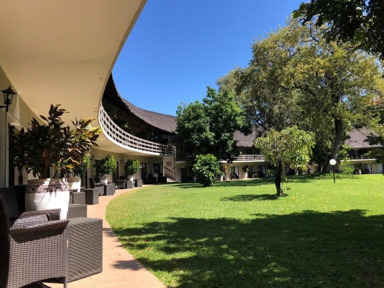 3 Day A'Zambezi River Lodge Luxury Tour