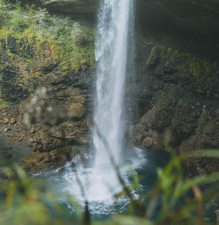 kadishi tufa waterfall